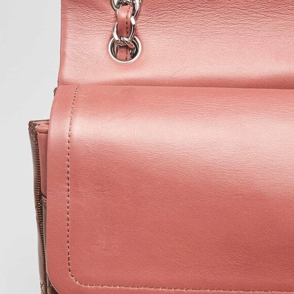 Chanel Bronze Striated Quilted Patent Leather Classic Maxi Double Flap Bag - Picture 4 of 11